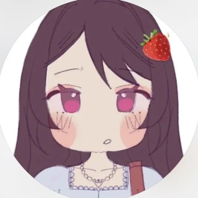 Autorretrato chibi de churri con un pinche de frutilla